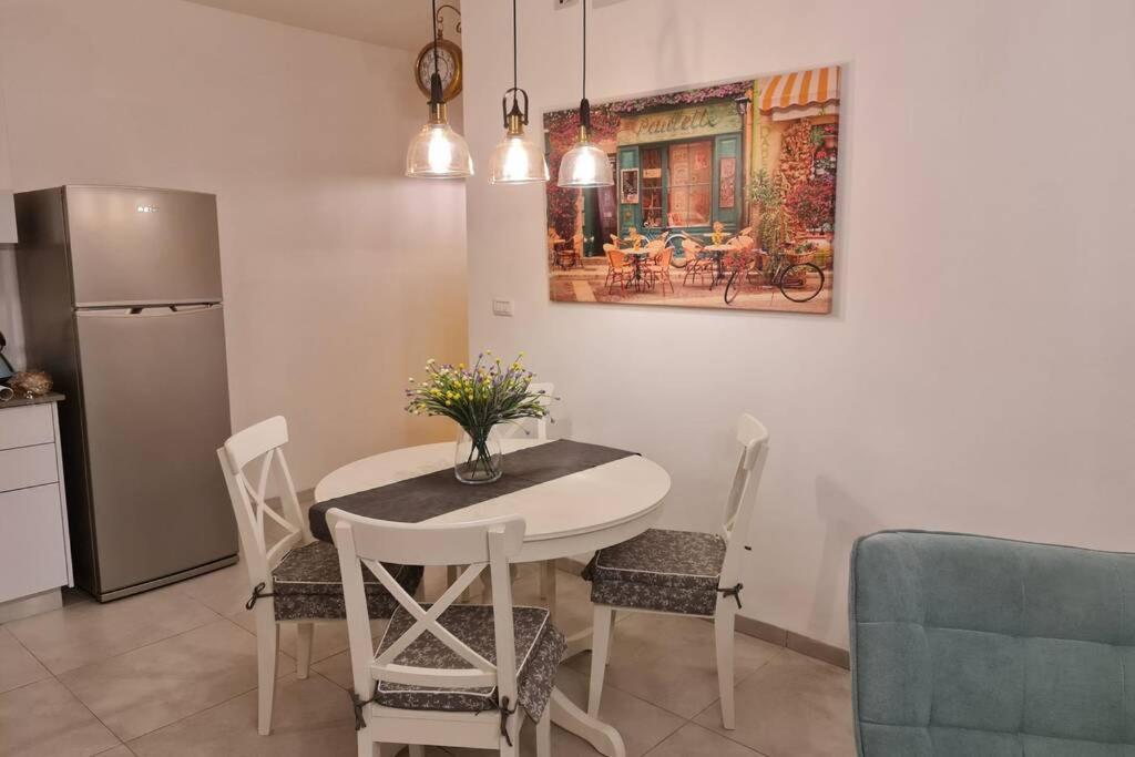 נוף הארבל עם חלון לכינרת Apartment Migdal Exterior photo